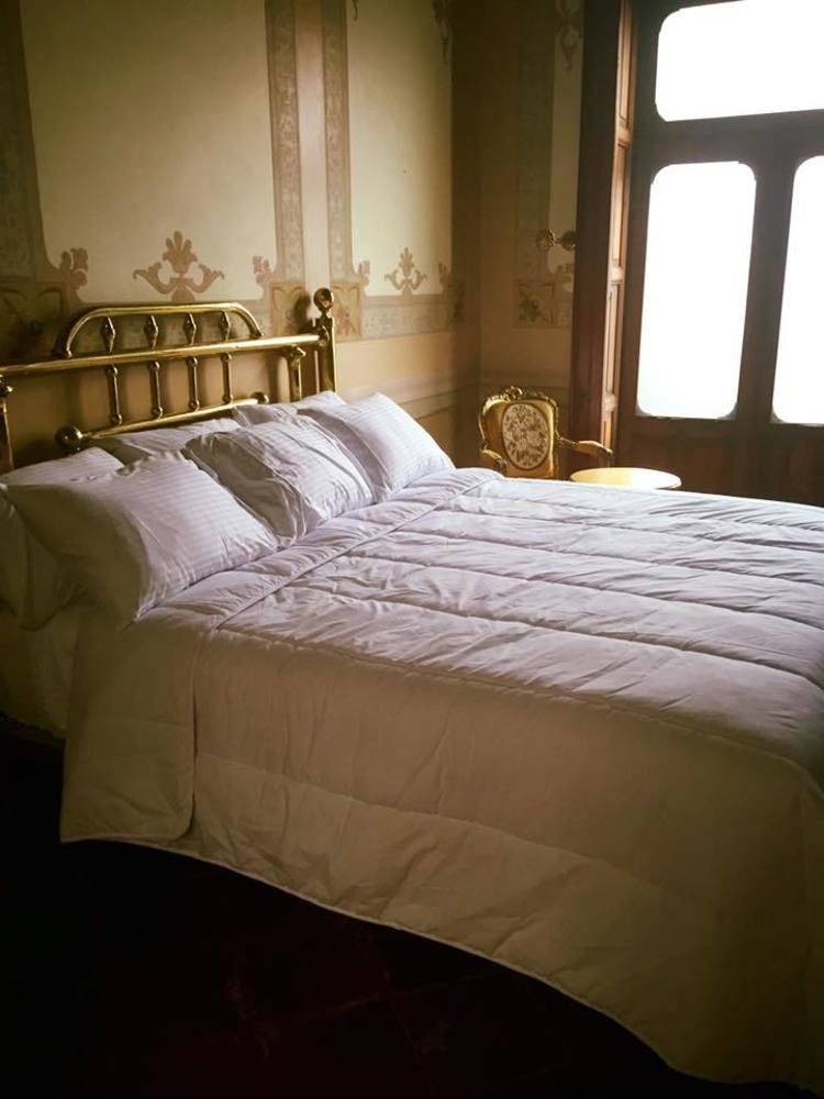 Leonora Hostal ปวยบลา ภายนอก รูปภาพ