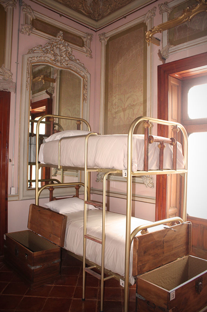 Leonora Hostal ปวยบลา ภายนอก รูปภาพ
