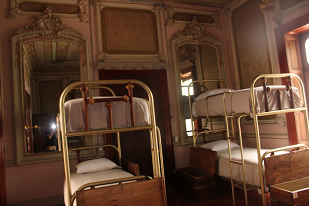 Leonora Hostal ปวยบลา ภายนอก รูปภาพ