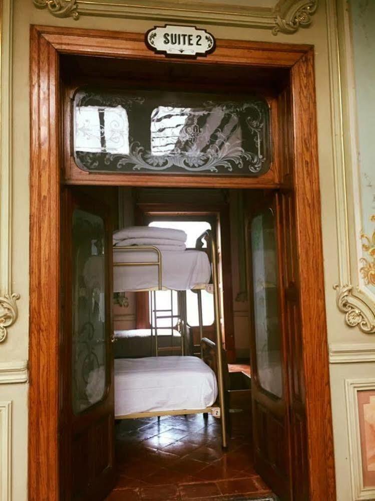 Leonora Hostal ปวยบลา ภายนอก รูปภาพ